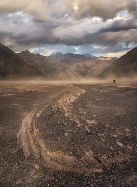 El Viento y el Polvo — Valle del Yeso, Chile