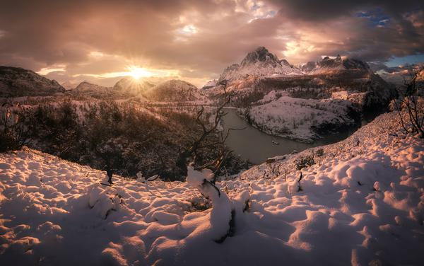 Luz sobre el Grey — Torres del Paine, Patagonia
